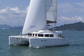 Luxury 3-cabin Lagoon 450 for sailing with family or friends in Balearic area