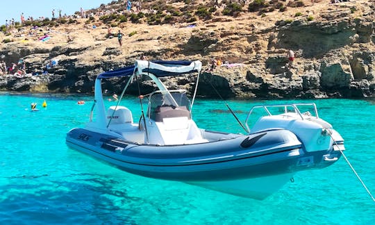 Our Sacs 680 is the best way to enjoy Blue lagoon's crystal clear waters.