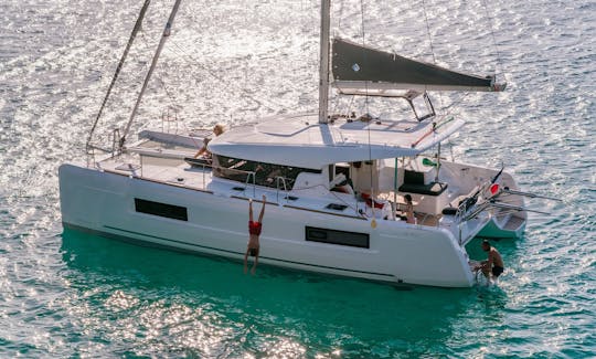 Discover Phuket, Thailand aboard this pleasant Lagoon 40 Cruising Catamaran