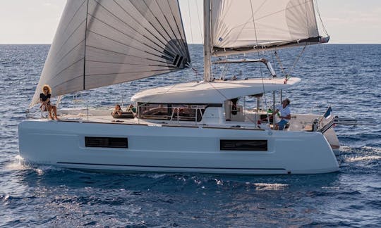 Discover Phuket, Thailand aboard this pleasant Lagoon 40 Cruising Catamaran