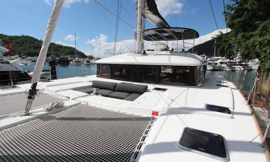 Beautiful Cruising experience on "Ellen Sophia" Lagoon 560 S2 Catamaran in Phuket, Thailand