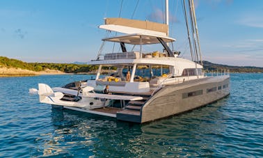 Prenez l'eau à Phuket, en Thaïlande, avec le catamaran de croisière « Joy » Lagoon Seventy 7