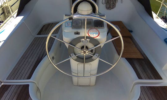 Greatly maintained yacht for a smaller budget