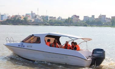 Bateau rapide de luxe avec 11 sièges pour un maximum de 11 personnes