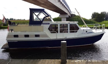 Alquiler de yate a motor Rogger 1050 Salon de 34' en IJsselstein