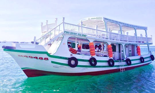 Snorkeling & Fishing to The South Phu Quoc For Up to 120 People