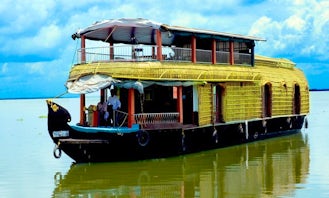 Relax for a day on Houseboat Rental in Aryad South, India