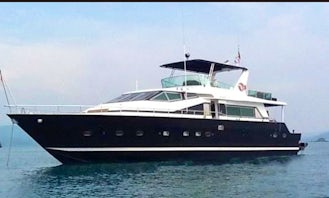 Enjoy the beauty of the sea in Chon Buri, Thailand on "Superstar Scubidu" Power Mega Yacht