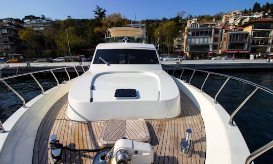 Cruise the waters of İstanbul with this Luxury Yacht