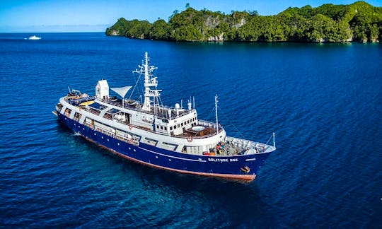 Beautiful Solitude One Power Mega Yacht to discover the beauty of the Islands in Indonesia