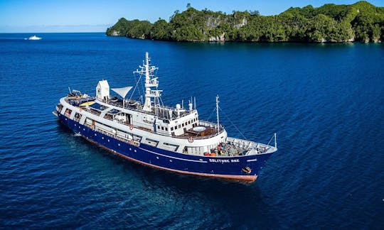 Beautiful Solitude One Power Mega Yacht to discover the beauty of the Islands in Indonesia