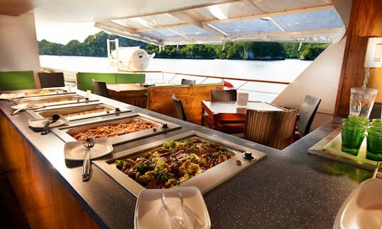 Beautiful Solitude One Power Mega Yacht to discover the beauty of the Islands in Indonesia