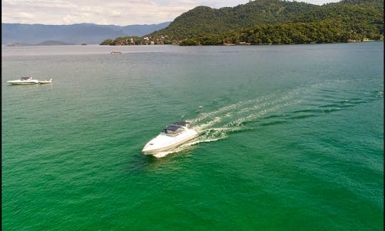 32' Real Charter in Angra dos Reis, Brazil for 12 person