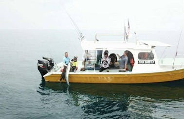 Cuddy Cabin fishing charter for 5 people in Pahang, Malaysia