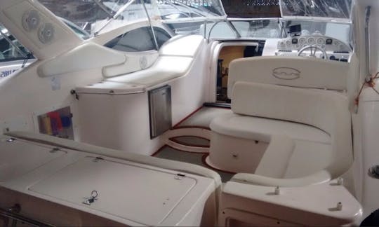 Charter a 32' Sunline Motor Yacht in Santa Catarina, Brazil with Captain