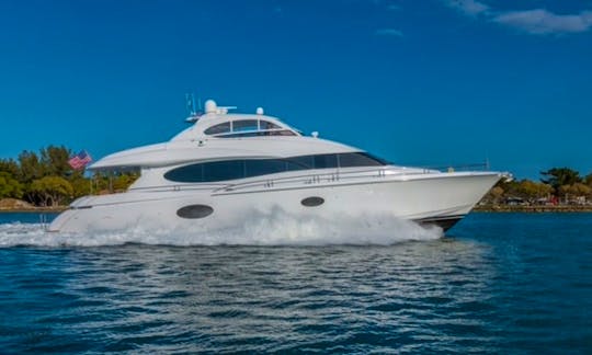 84' Lazzara in Aventura, Florida - Rent a Luxury Yachting Experience!