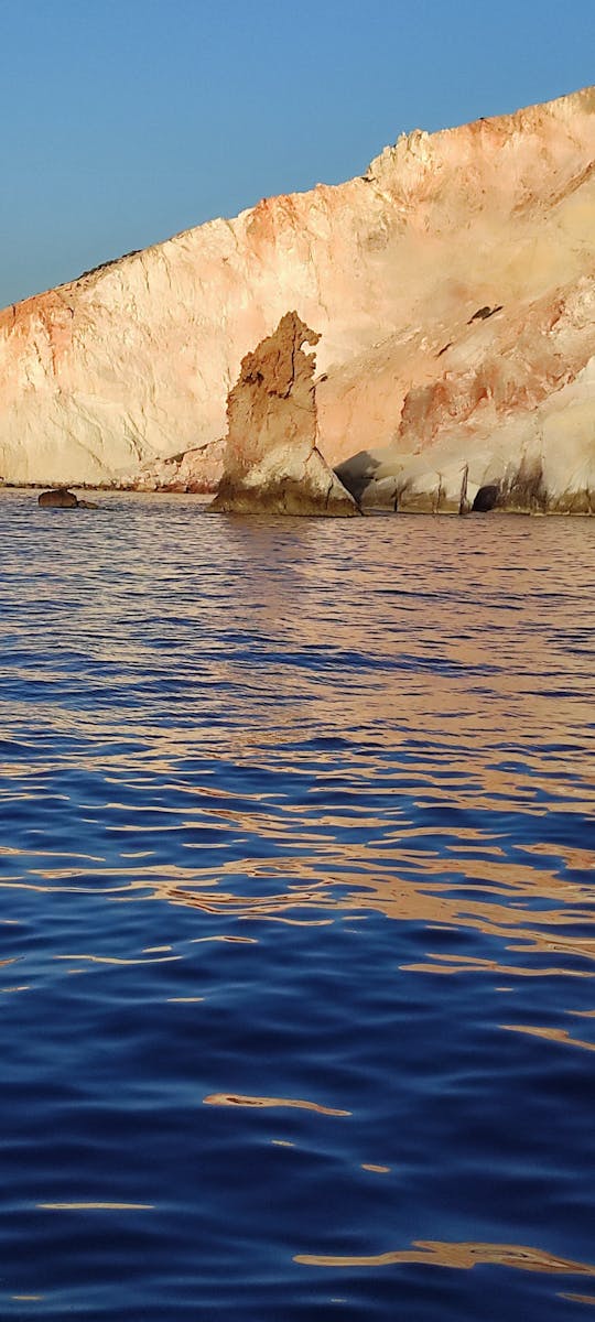 Tudo ao redor de Milos & Sunset