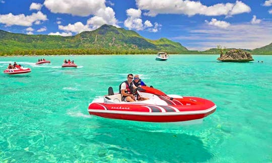Best Adrenaline Boat Ride Experience in Rivière Noire, Mauritius