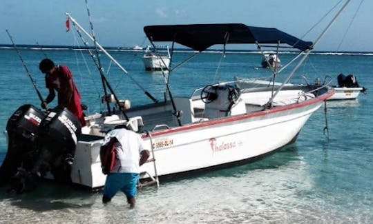 Reserve una aventura de pesca en Rivière Noire, Mauricio