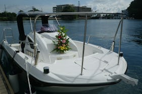 21' Yamaha SR-X Center Console Fishing Trip for 2 People in Koror City, Palau