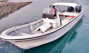 Viaje de pesca para 4 personas en una consola central Yamaha de estilo japonés de 29 pies en la ciudad de Koror, Palau