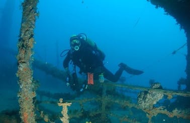 Scuba Diving Trip for 5 People in Vlorë, Albania