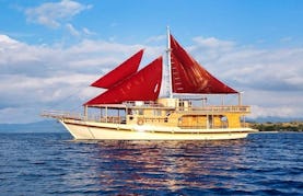 La Unua Liveaboard 76' Phinisi Cruiser Yacht Private Charter for 8 People in Komodo, Flores, East Nusa Tenggara, Indonesia