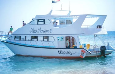 Join Us For An Amazing Boat Trip in El-Ein El-Sokhna, Egypt!