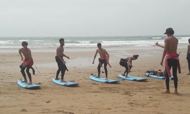 Reserve aulas de surfe em Mirleft. Marrocos