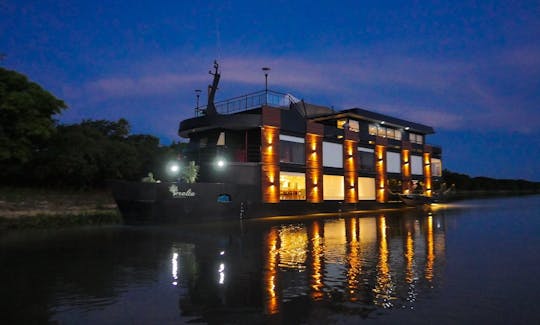 Unforgettable Boating Experience in Corumbá, Brazil