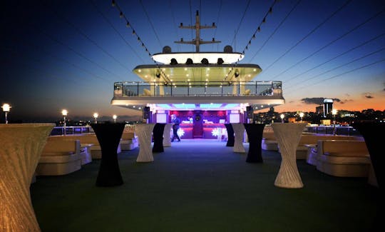 $70 per person up to 500 people for this cruise to host your event in İstanbul!