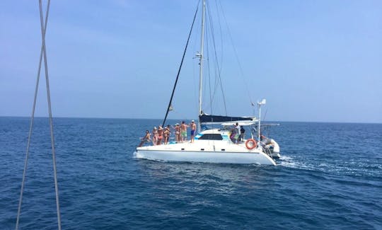 "Caro Blue KT " 35 feet Catamaran in Cartagena, Colombia