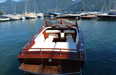 Luxury Wooden Open Boat in Menaggio