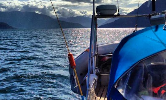 42 ft Lakutaia Cruising Monohull Charter for 5 People in Dalcahue, Chile