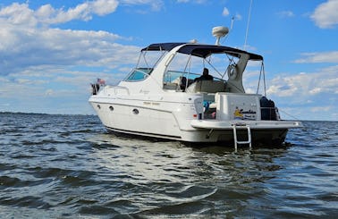Hey Chicago, Climb Aboard Our 33' Cruiser Motor Yacht in Chicago, Illinois