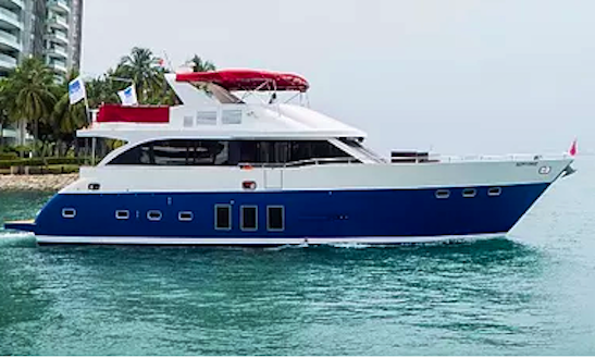 Book The Atlantis Myb750 Power Mega Yacht In Bedok Reservoir, Singapore