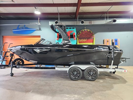 Novo barco WakeSurf de luxo Tigè Z3 2024 em Graford TX!!