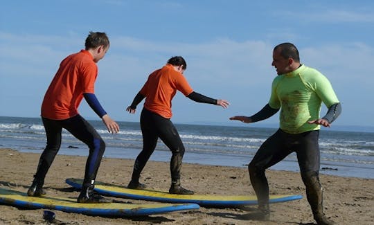 Surf Lessons Beginners, Intermediate and Advanced Surfers In Wales, UK