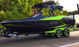 Rent the Fast and Gorgeous Axis Bowrider Wakeboat in Jamestown, Ohio