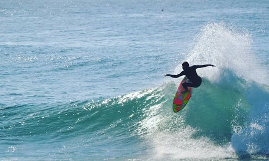 Surf Lessons with Internationally Trained Surf Instructors in Pumula kzn South Coast