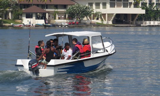 Experiência incrível de pesca em alto mar em Aluthgama, Sri Lanka!