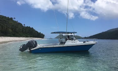 Viagem de pesca em barco de pesca de 29 pés para 6 pessoas em Victoria, Seychelles