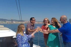 Sail to Lunch Tour for Up to 8 People in Barcelona, Spain