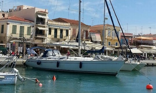 Charter Bavaria 47, 4 cabinas en Egeo/Argosaronic, Cícladas