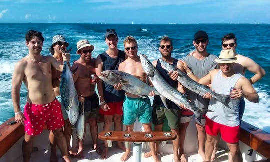 Luxury Customized Recreational Fishing Tour For Groups And Families From Cancun And Isla Mujeres Up To 12 Pax