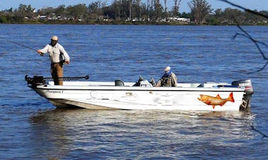 Profitez du meilleur pavillon de pêche Dorado à Salto, en Uruguay, en dériveur avec guide uniquement