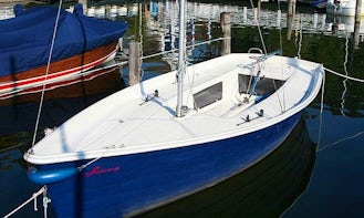 19 ft Sunhorse Dinghy Rental for Up to 6 People in Bad Saarow, Germany
