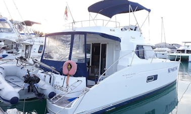 Location de yacht à moteur pour 12 personnes à Victoria, Seychelles