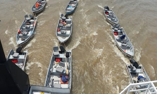 Barco Hotel Cruise and Fishing Boats Rental in Mato Grosso do Sul