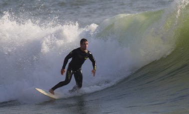 Cours de surf de 7 nuits avec un instructeur professionnel à Lourinhã, Portugal